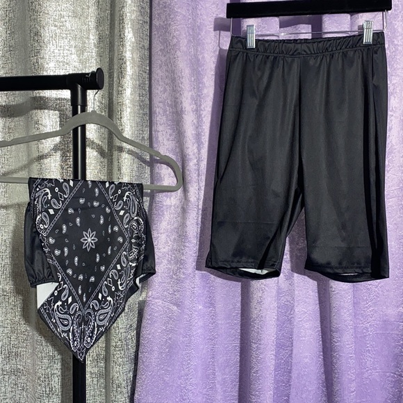 Stylish Black 2pc Set - Picture 3 of 4